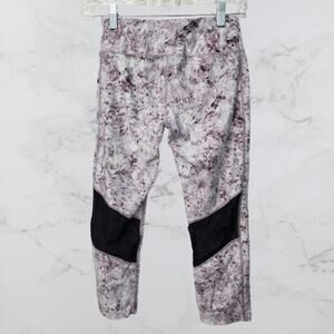 Calvin Klein Performance Wick Pocket Small Purple